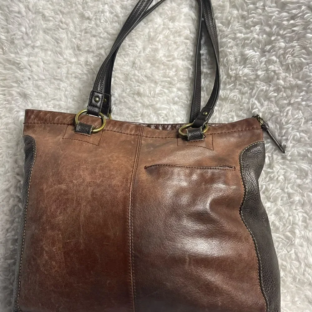 The Sak sak leather